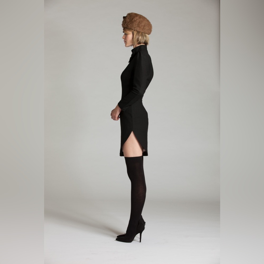 Asymmetrical Black Bow-Accent Dress - Women - Picture 4 of 4